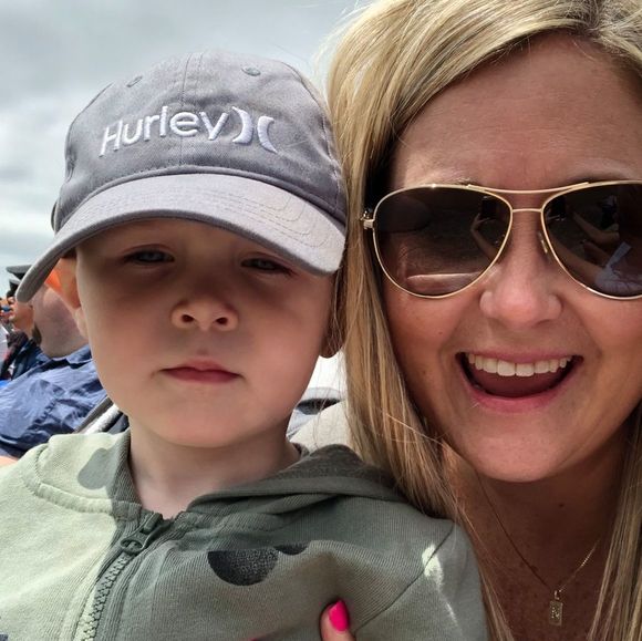 Meet your Posher, Laura - Picture 1 of 1